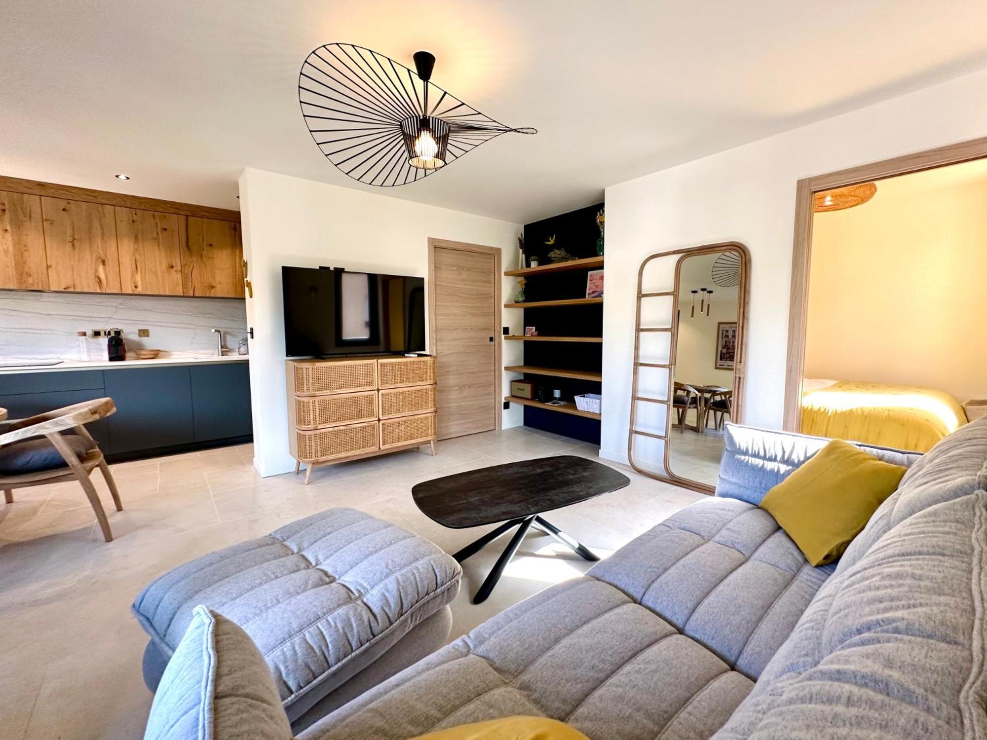 Centre Ville Aix - Terrasse / Ascenseur - Renove آيكس أومبروفينس المظهر الخارجي الصورة