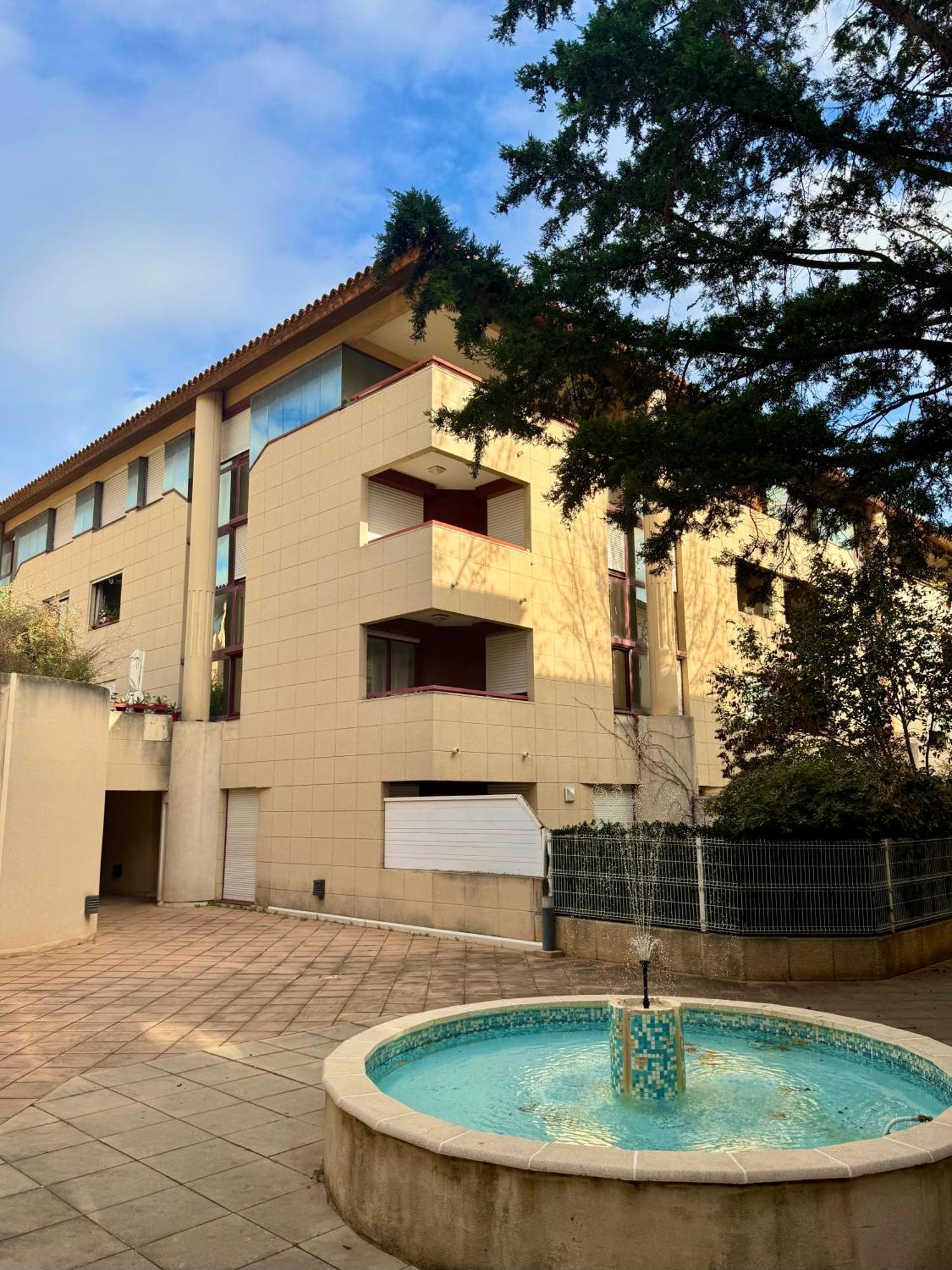 Centre Ville Aix - Terrasse / Ascenseur - Renove آيكس أومبروفينس المظهر الخارجي الصورة